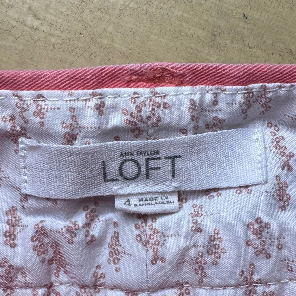 Loft by Ann Taylor Shorts - Picture 3 of 7